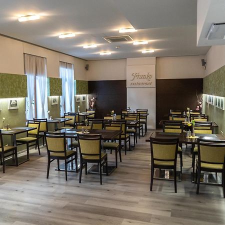 Franko hotel Zvolen Buitenkant foto